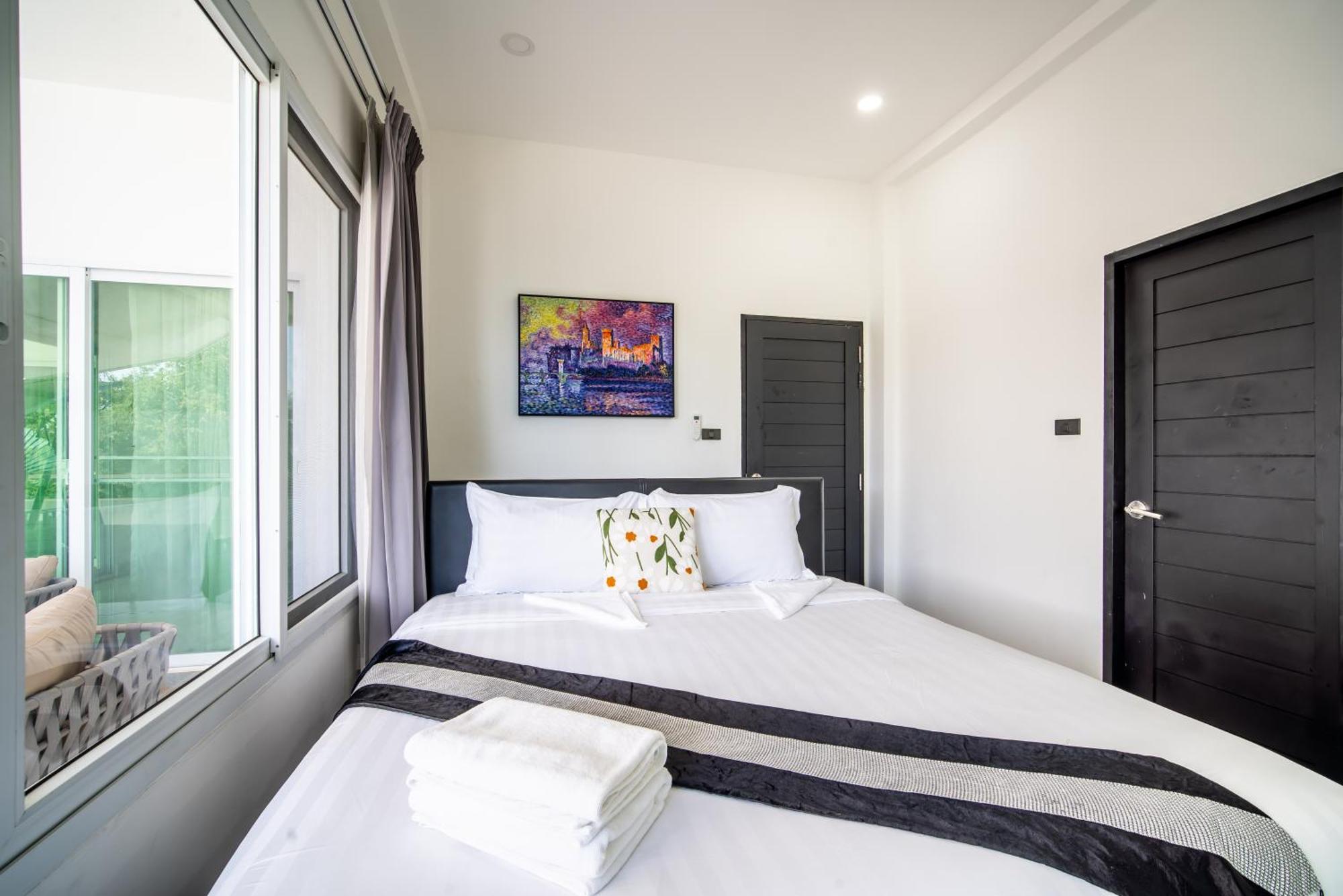 Mona Seaview Pool Villa Beach Front Aoyon Beach Ban Ao Makham Room photo